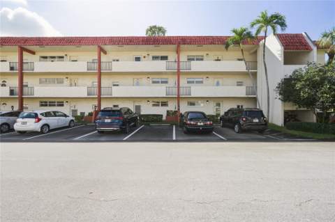 691 S Hollybrook Drive #304, Pembroke Pines FL - photo 24 of 60