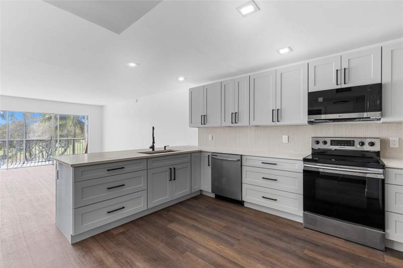 3 bedroom Condominium at 2800 N Palm Aire Drive #310, Palm Aire, Pompano Beach — photo 4