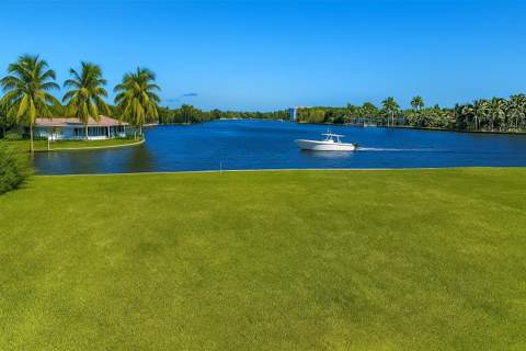 2231 NE 15th Court, Fort Lauderdale FL - photo 18 of 19