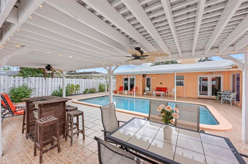 3 bedroom Single Family Residence at 5284 NE 18th Terrace, Knoll Ridge, Fort Lauderdale — photo 4