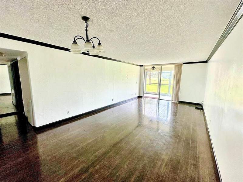 2 bedroom Condominium at 3231 Holiday Springs Boulevard #105, Holiday Springs Village 6, Margate — photo 4