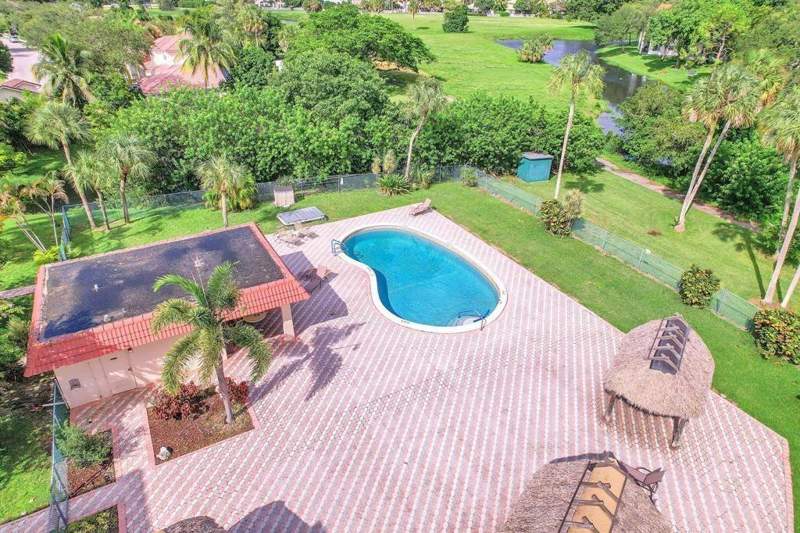 2 bedroom Condominium at 3231 Holiday Springs Boulevard #105, Holiday Springs Village 6, Margate — photo 5