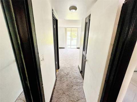 3231 Holiday Springs Boulevard #105, Margate FL - photo 8 of 10
