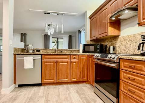 10615 Ocean Palm Way #102, Boynton Beach FL - photo 10 of 68