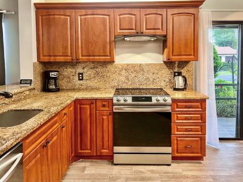 10615 Ocean Palm Way #102, Boynton Beach FL - photo 11 of 68
