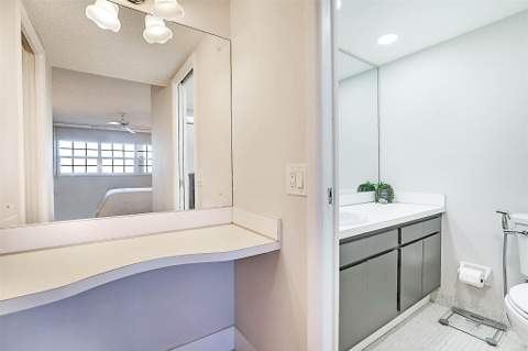 575 Oaks Lane #703, Pompano Beach FL - photo 15 of 40