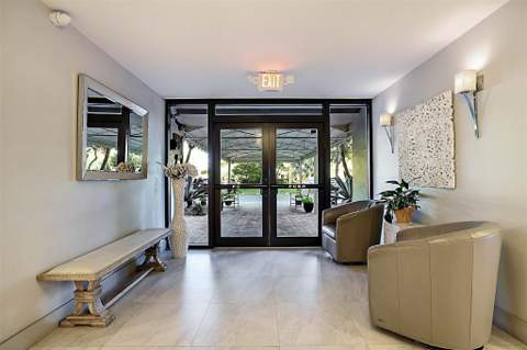 575 Oaks Lane #703, Pompano Beach FL - photo 21 of 40