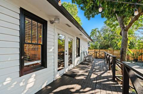 713 NE 17th Road, Fort Lauderdale FL - photo 17 of 27