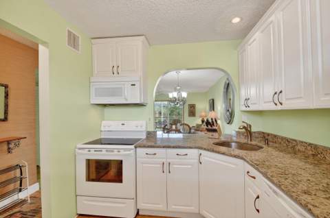 2856 Garden Drive #310, Lake Worth FL - photo 9 of 69