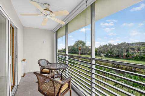 2856 Garden Drive #310, Lake Worth FL - photo 19 of 69