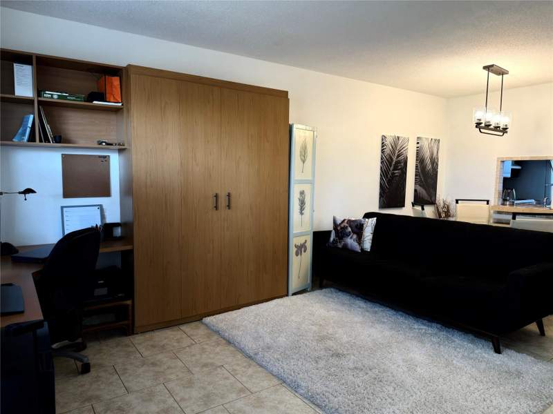 1 bedroom Condominium at 4331 NW 16th Street #D308, Dover Hall, Lauderhill — photo 5