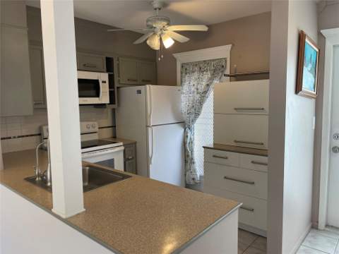 4421 NW 16th Street #G211, Lauderhill FL - photo 7 of 16