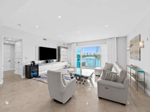 516 Hendricks Isle #4B, Fort Lauderdale FL - photo 7 of 39