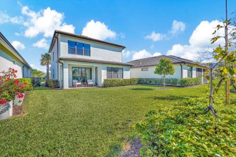 4471 Gramercy Drive, Oakland Park FL - photo 6 of 83
