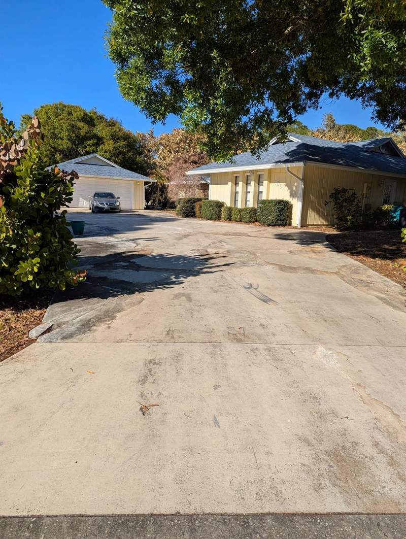 3 bedroom Single Family Residence at 1961 SE Gena Road, South Port St Lucie, Port St. Lucie — photo 2