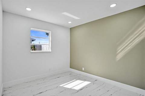 1437 SW 1st Avenue, Deerfield Beach FL - photo 17 of 28