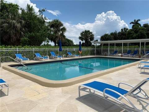 250 Jacaranda Drive #203, Plantation FL - photo 18 of 21