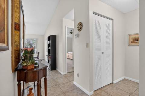 7917 NW 62nd Court, Tamarac FL - photo 11 of 51