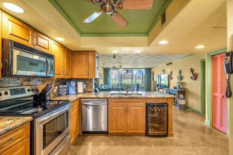 3001 S Palm Aire Drive #105, Pompano Beach FL - photo 6 of 31