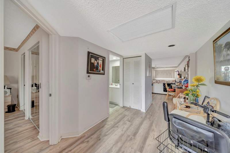 1 bedroom Condominium at 1400 SW 137th Avenue #311F, Suffolk, Pembroke Pines — photo 2
