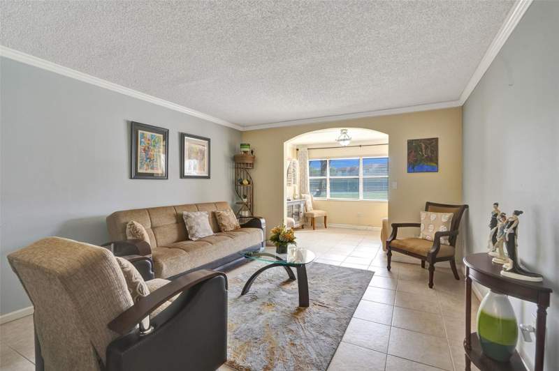 1 bedroom Condominium at 9821 Sunrise Lakes Boulevard #106, Sunrise Lakes, Sunrise — photo 2