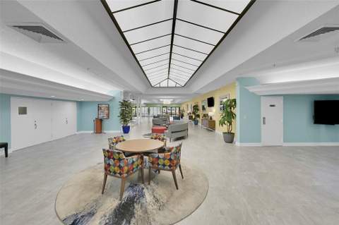 10442 Sunrise Lakes Boulevard #202, Sunrise FL - photo 19 of 39