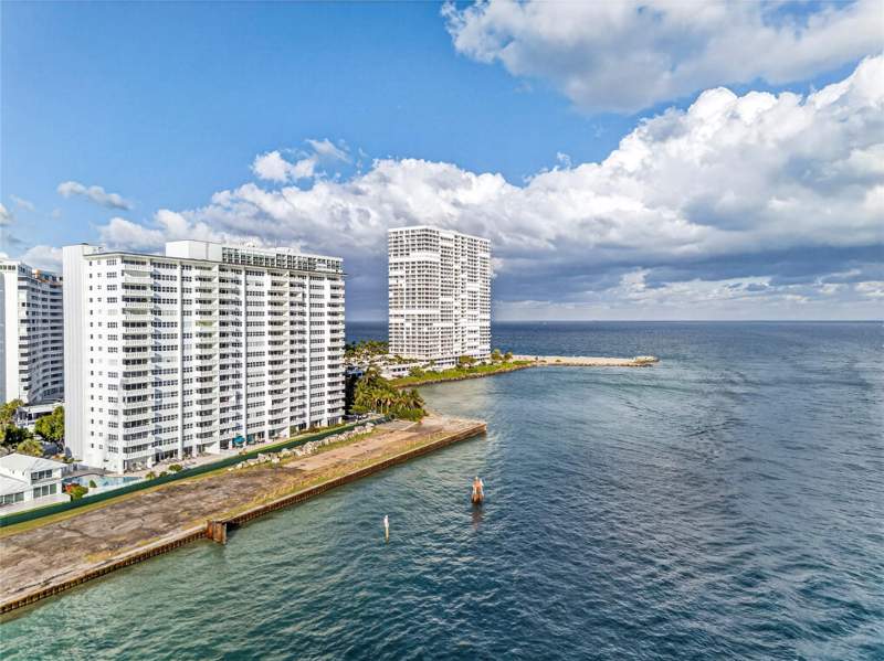 1 bedroom Condominium at 2100 S Ocean Drive #11-L, Sky Harbour East, Fort Lauderdale — photo 2
