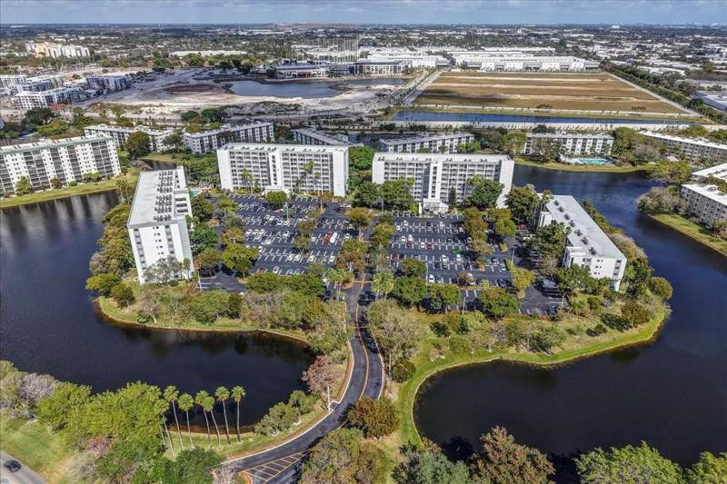 2 bedroom Condominium at 2217 Cypress Island Drive #507, Cypress Bend, Pompano Beach — photo 3