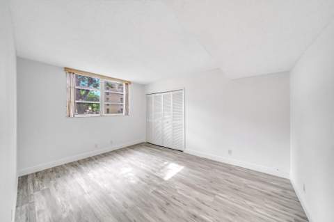 2601 S Course Drive #111, Pompano Beach FL - photo 9 of 39