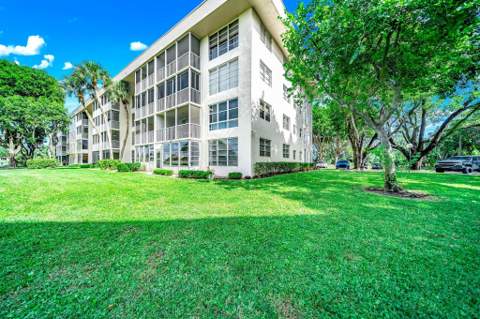 2601 S Course Drive #111, Pompano Beach FL - photo 17 of 39