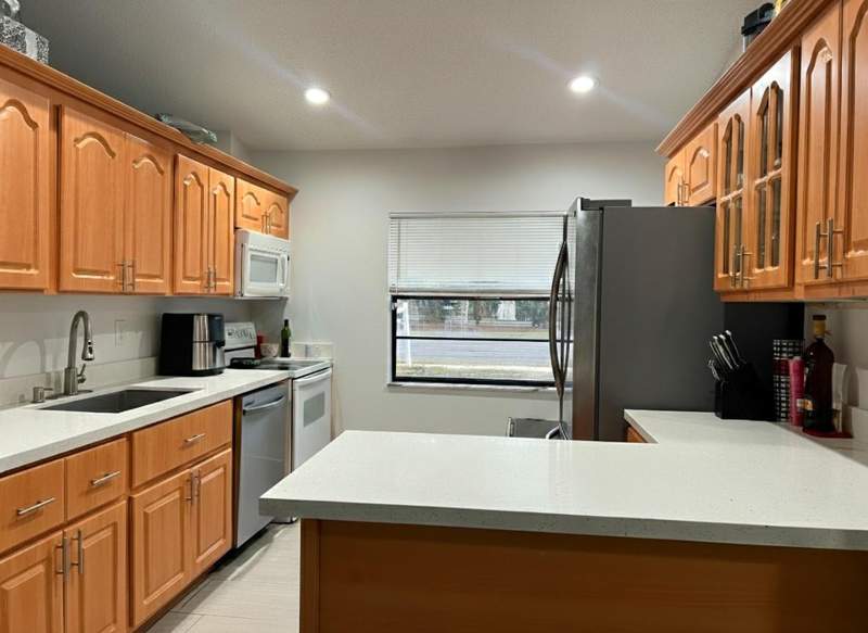 3 bedroom Single Family Residence at 8205 SW 12th Place, North Lauderdale Landings, North Lauderdale — photo 3