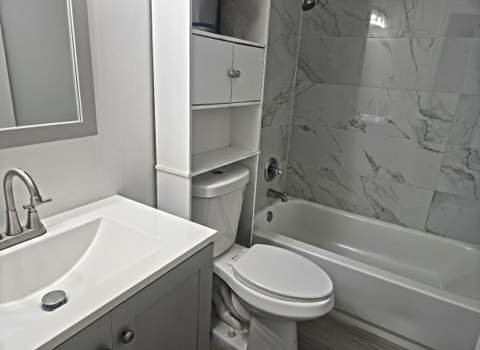 8205 SW 12th Place, North Lauderdale FL - photo 7 of 10