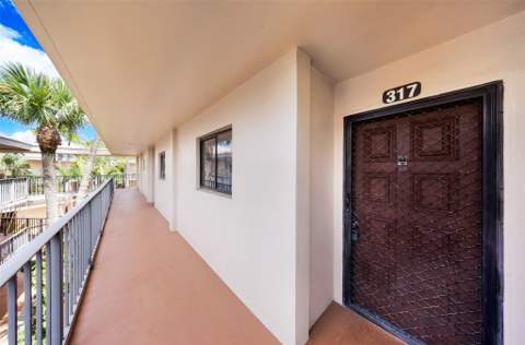 5250 Las Verdes Circle #317, Delray Beach FL - photo 23 of 24