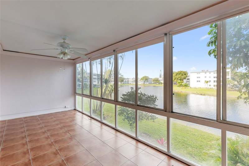 2 bedroom Condominium at 2122 Cambridge F #2122, Century Village, Deerfield Beach — photo 3
