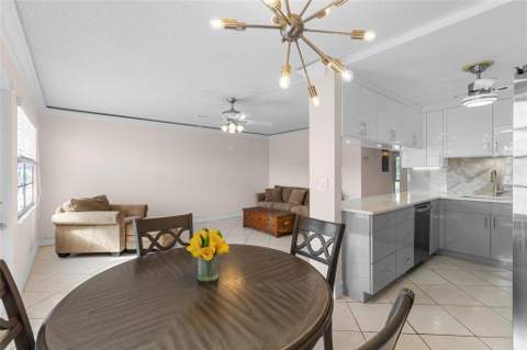 2122 Cambridge F #2122, Deerfield Beach FL - photo 9 of 44