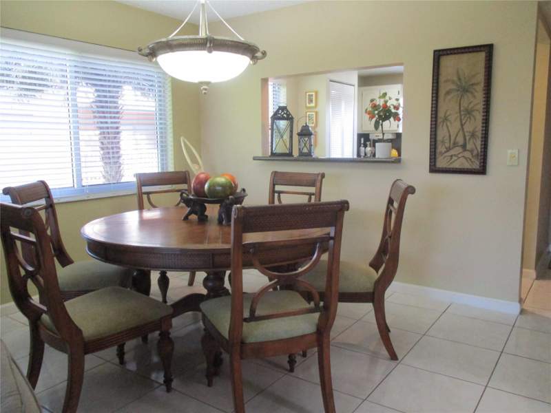 2 bedroom Condominium at 9541 Sunrise Lakes Boulevard #210, Sunrise Lakes 130 Condo, Sunrise — photo 5