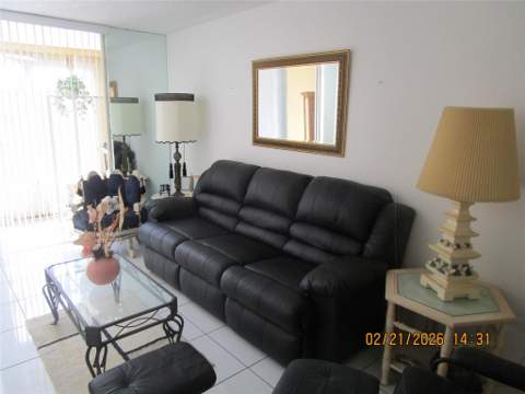 9350 Sunrise Lakes Boulevard #103, Sunrise FL - photo 9 of 23