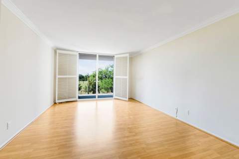 3800 N Hills Drive #402, Hollywood FL - photo 8 of 17