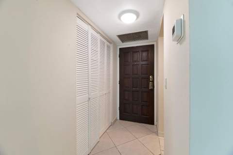 3800 N Hills Drive #402, Hollywood FL - photo 17 of 17