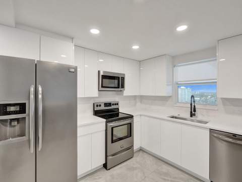 3500 Galt Ocean Drive #1109, Fort Lauderdale FL - photo 9 of 39