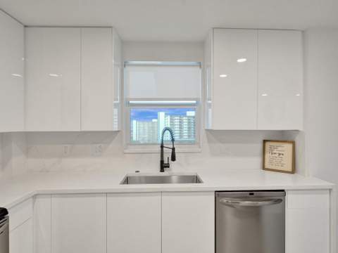3500 Galt Ocean Drive #1109, Fort Lauderdale FL - photo 11 of 39