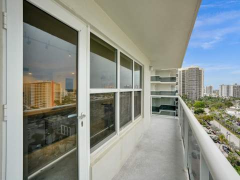 3500 Galt Ocean Drive #1109, Fort Lauderdale FL - photo 12 of 39