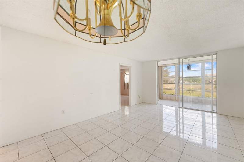 2 bedroom Condominium at 8081 N Sunrise Lakes Drive #203, Sunrise Lakes, Sunrise — photo 3