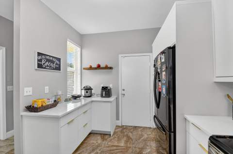 224 Foxtail Drive #D, Greenacres FL - photo 6 of 37