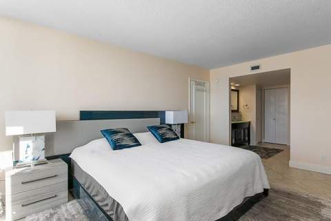 1010 S Ocean Boulevard #602, Pompano Beach FL - photo 8 of 46