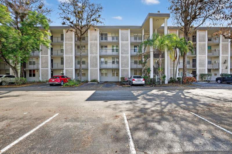 2 bedroom Condominium at 4898 NW 29th Court #315, Cypress Chase Condo, Lauderdale Lakes — photo 2