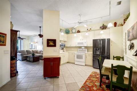 10116 Lombardy Drive #10116, Tamarac FL - photo 12 of 48