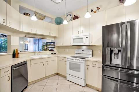 10116 Lombardy Drive #10116, Tamarac FL - photo 15 of 48