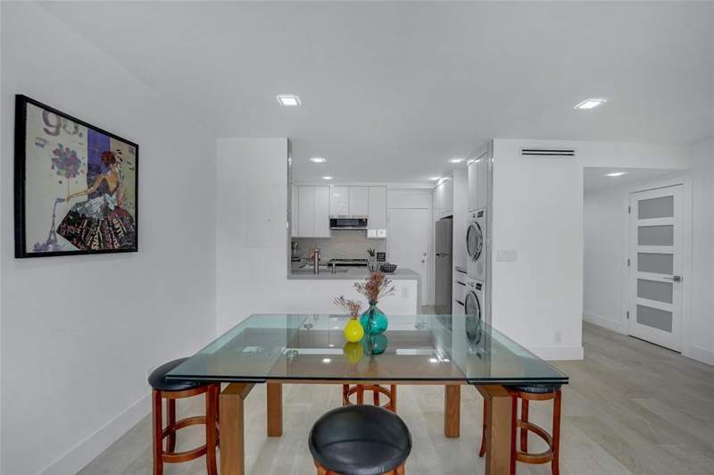 1 bedroom Condominium at 3550 Galt Ocean Drive #208, Ocean Riviera, Fort Lauderdale — photo 5
