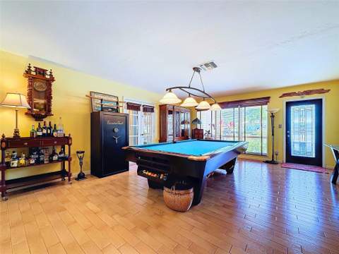 241 Corsair Avenue, Lauderdale-By-The-Sea FL - photo 6 of 17